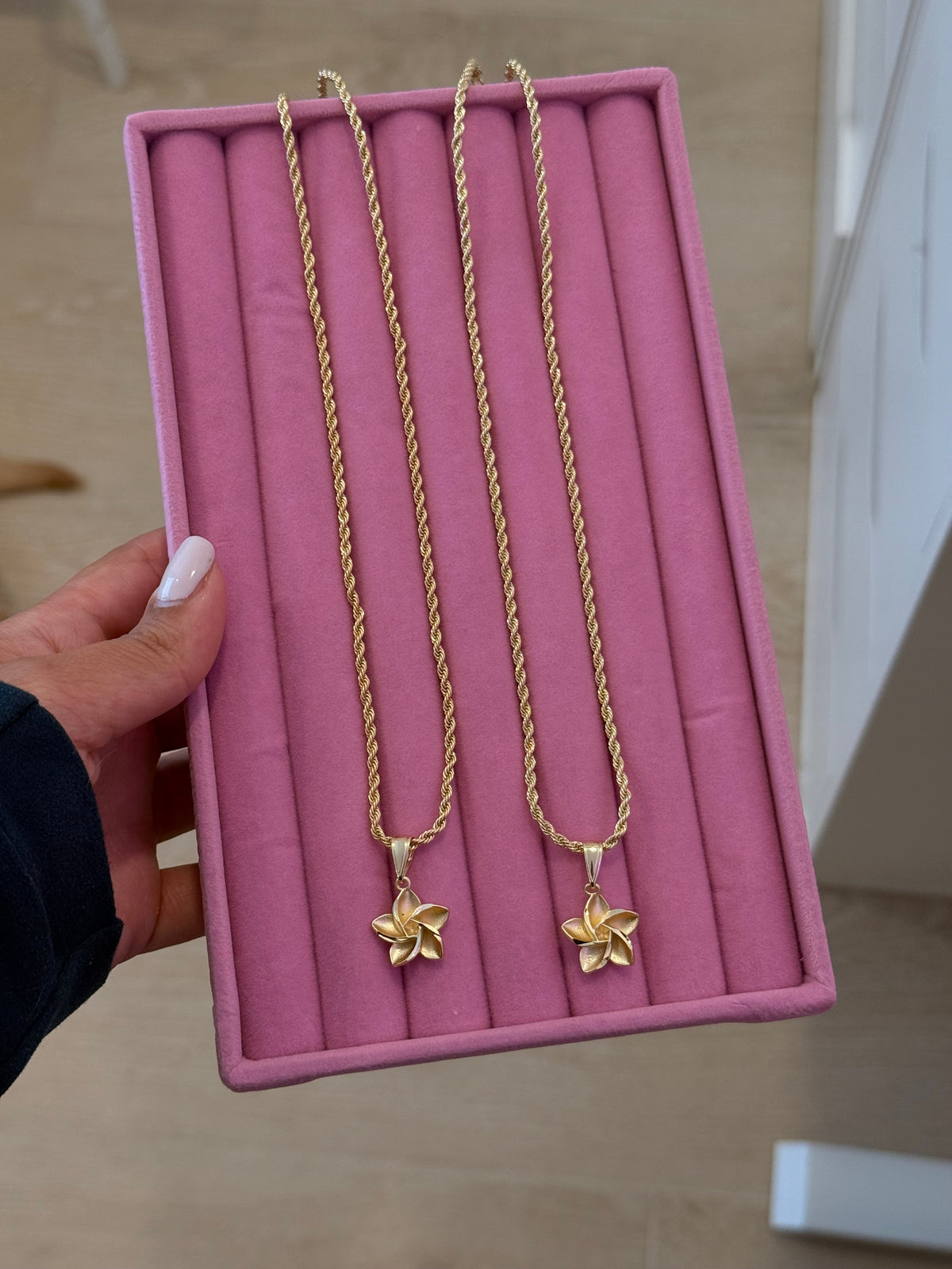 Hibiscus Necklace